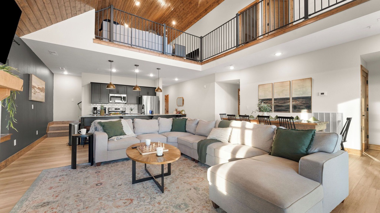 Photo of Livingroom in Table Rock