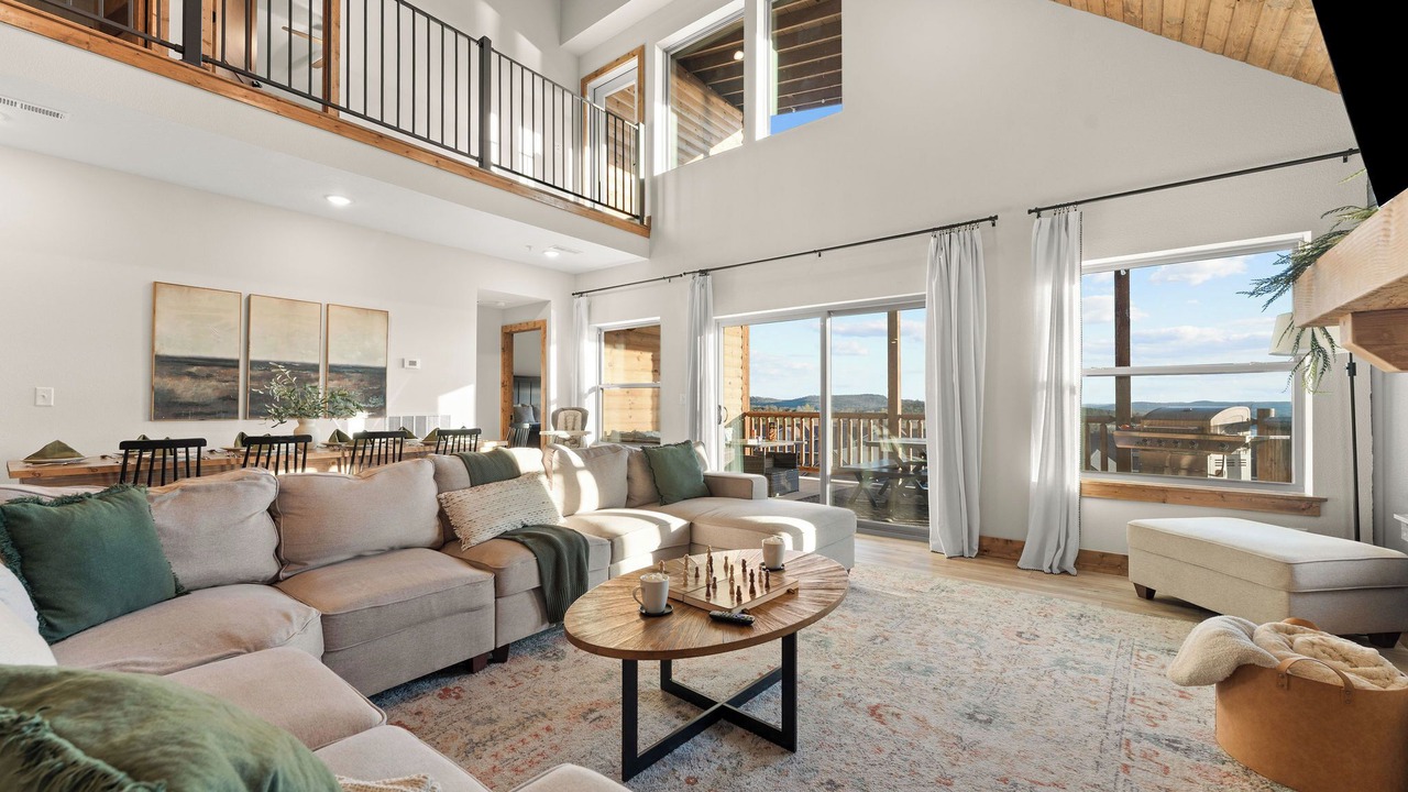 Photo of Livingroom in Table Rock