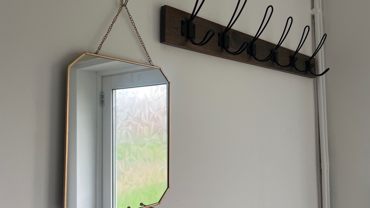 Photo of Others in Grasby