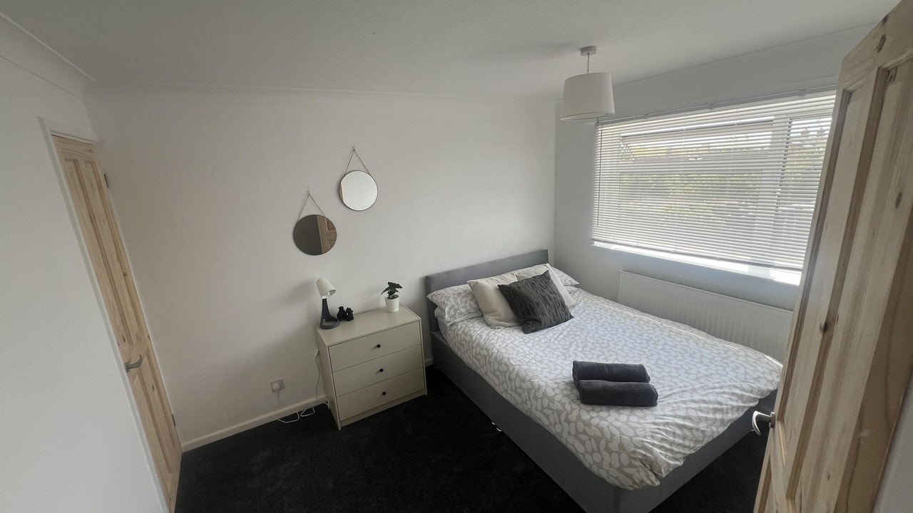 Photo of Others in Grasby