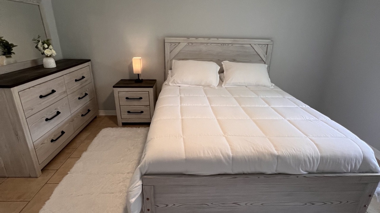 Photo of Bedroom in Lake City