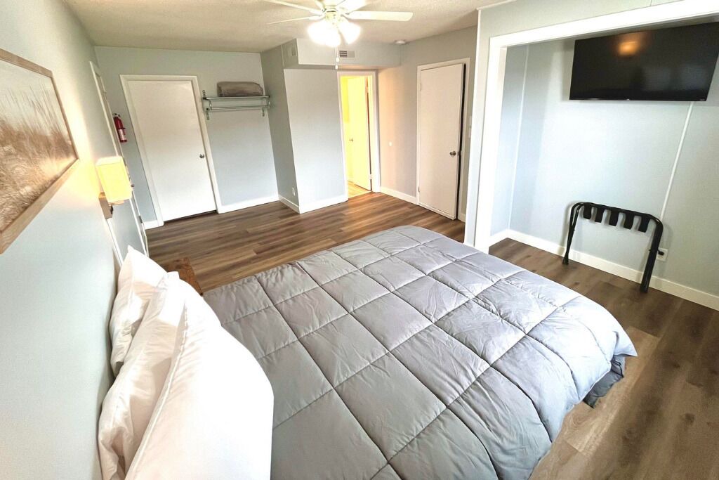 Photo of Bedroom in Honor