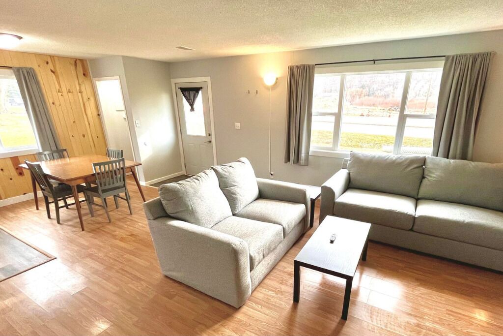 Photo of Livingroom in Honor