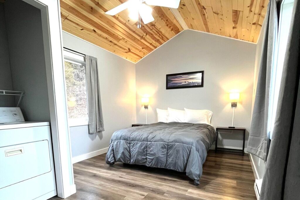 Photo of Bedroom in Honor