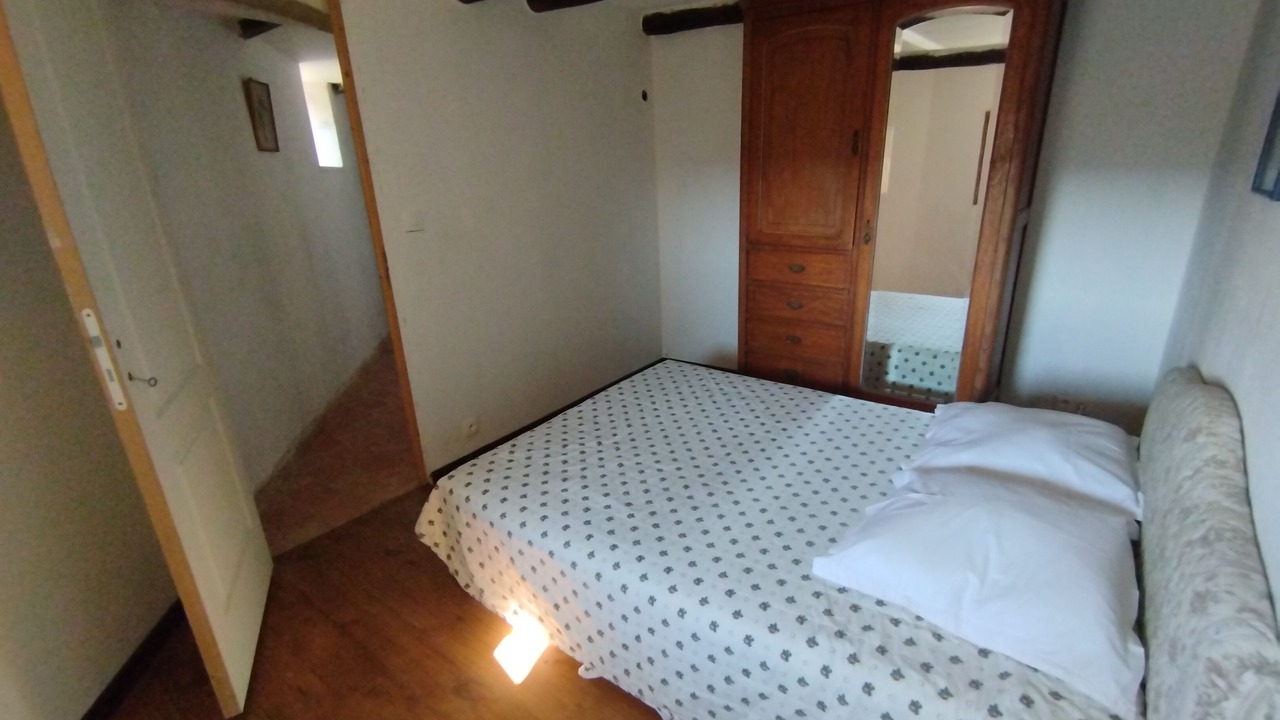 Photo of Bedroom in Mane