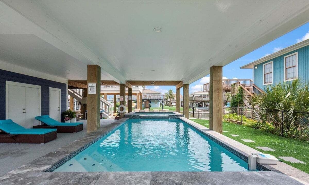 Photo of Outdoor in Jamaica Beach