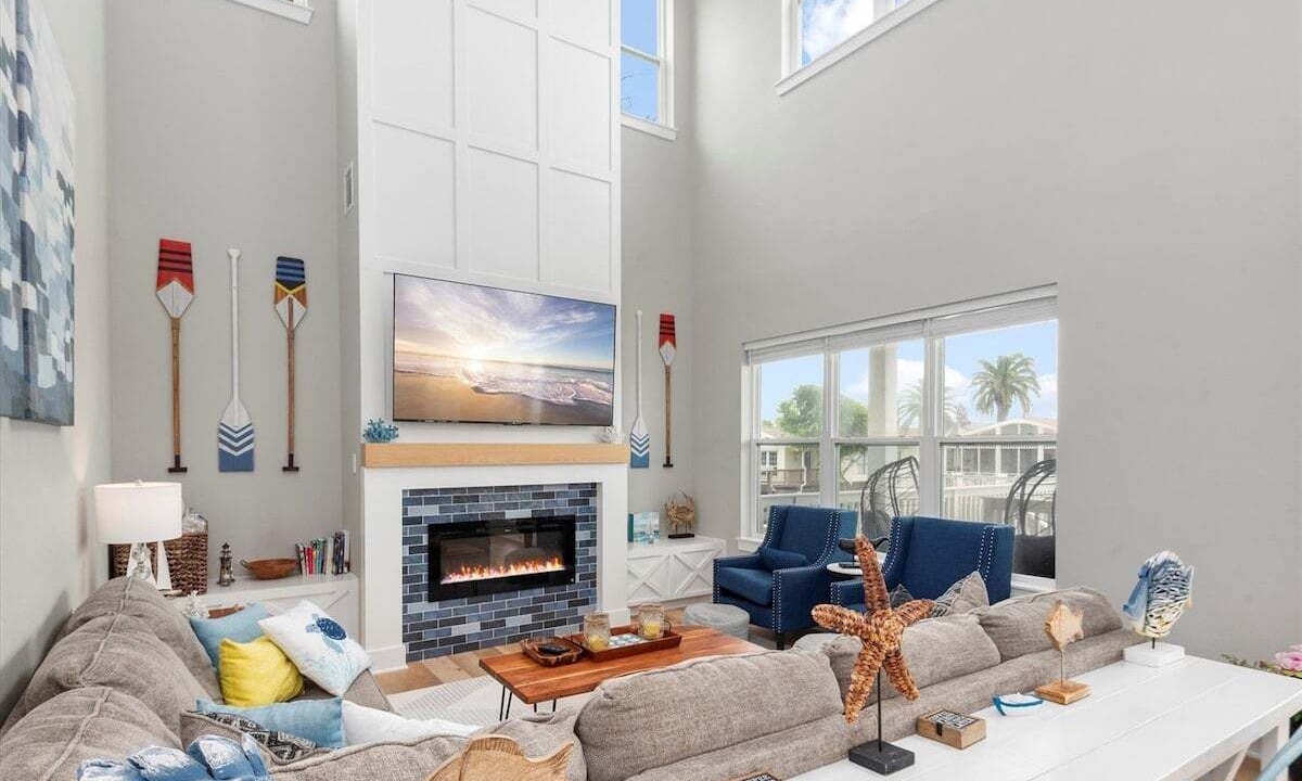 Photo of Livingroom in Jamaica Beach