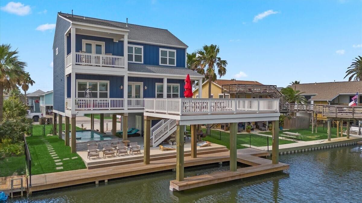 Photo of Outdoor in Jamaica Beach