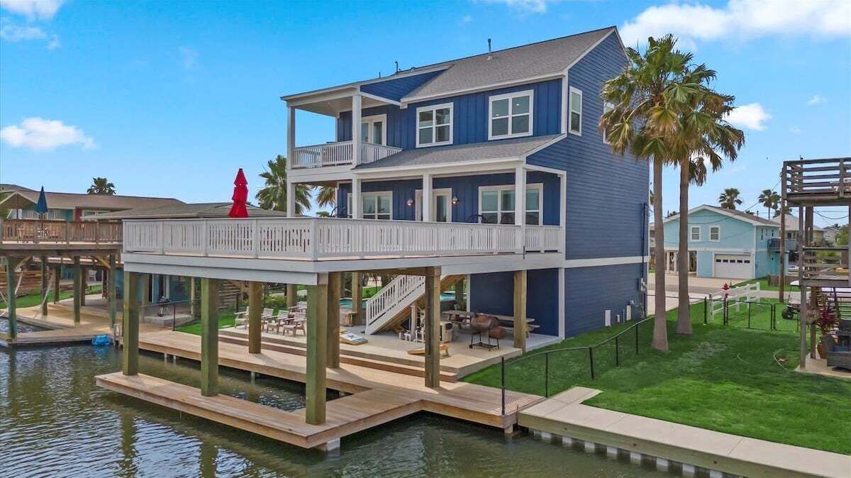 Photo of Outdoor in Jamaica Beach