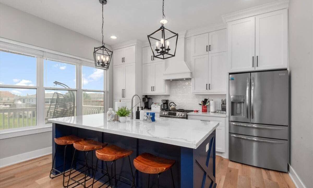 Photo of Kitchen in Jamaica Beach