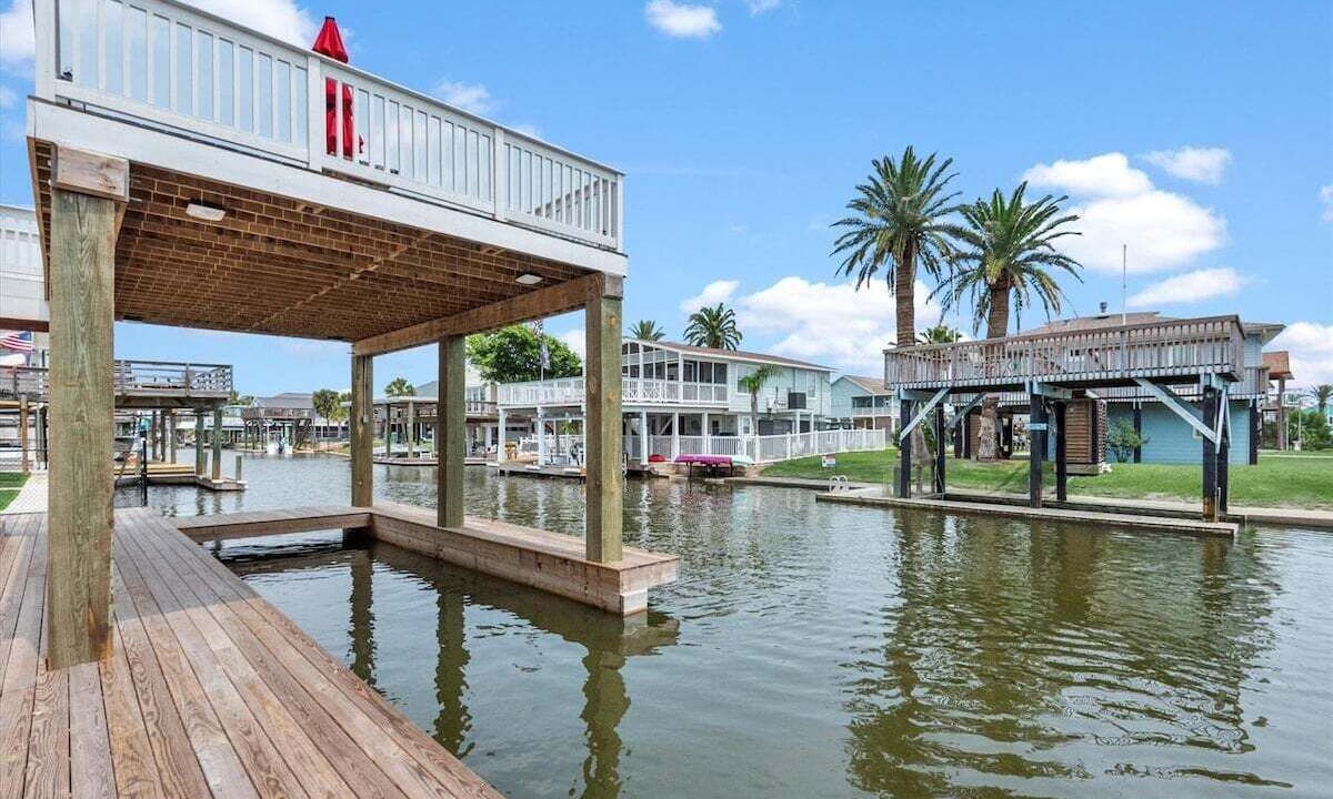 Photo of Outdoor in Jamaica Beach