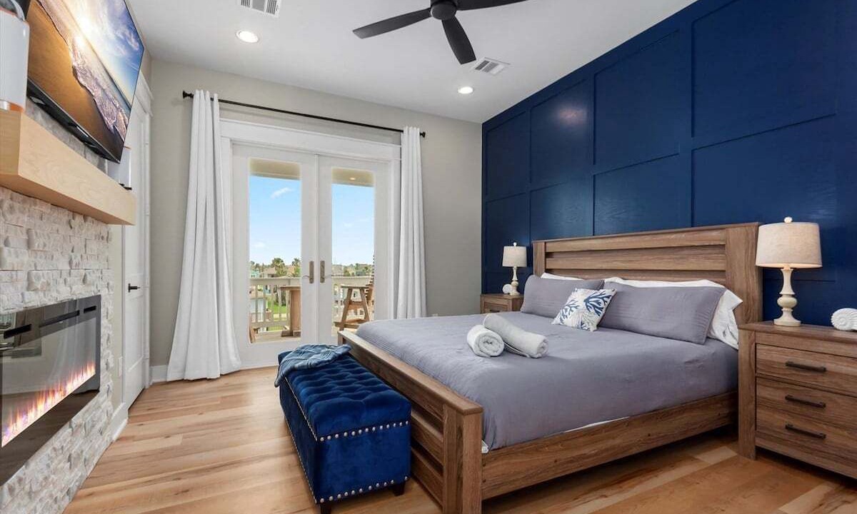 Photo of Bedroom in Jamaica Beach