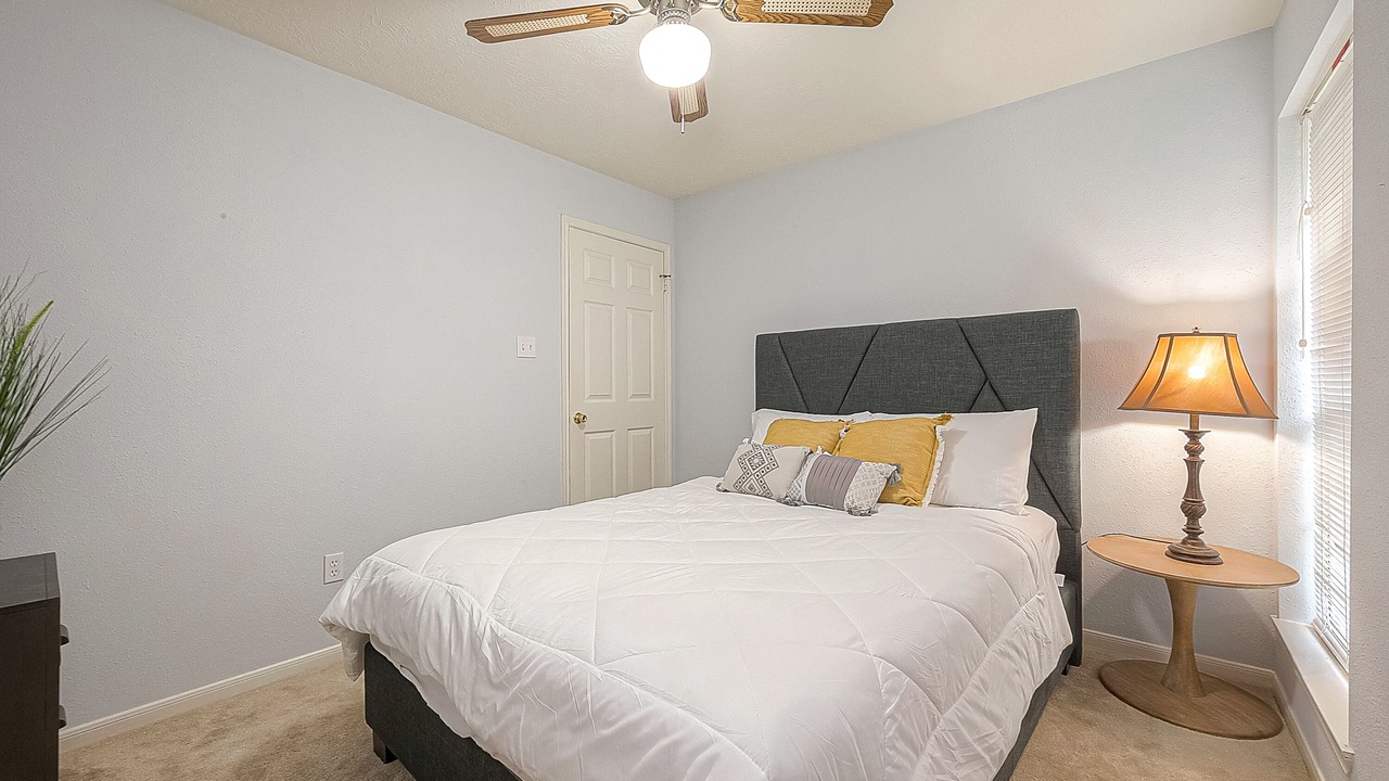 Photo of Bedroom in Clear Lake