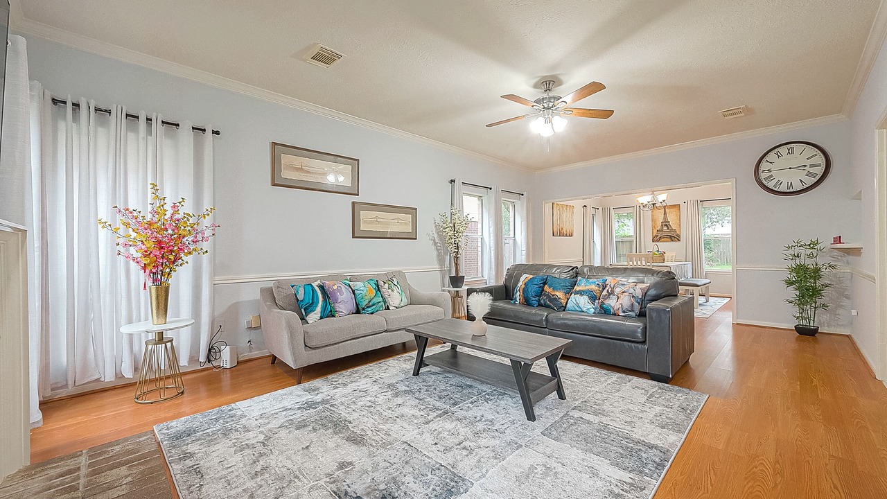 Photo of Livingroom in Clear Lake