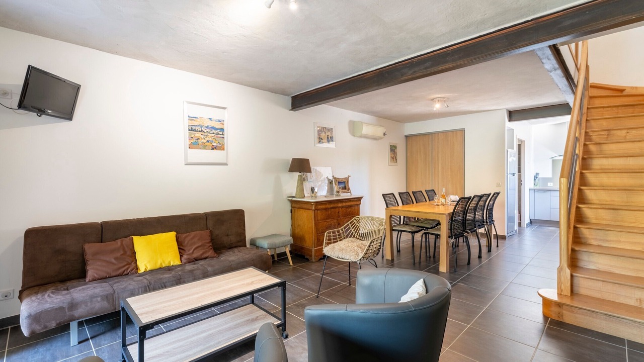 Photo of Livingroom in Camaret-sur-Aigues