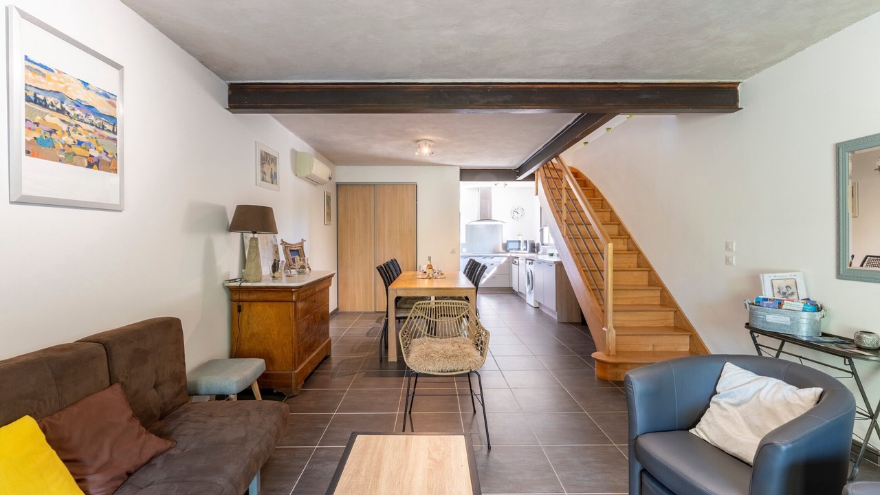 Photo of Livingroom in Camaret-sur-Aigues