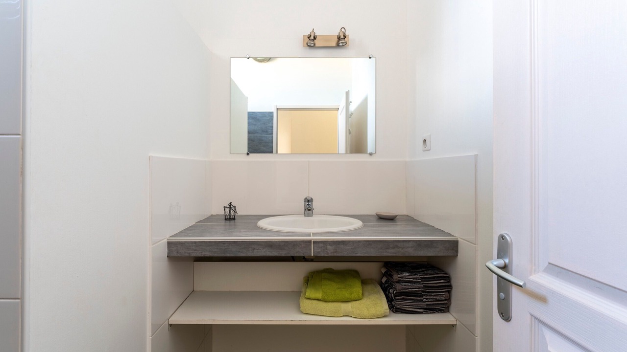 Photo of Bathroom in Camaret-sur-Aigues