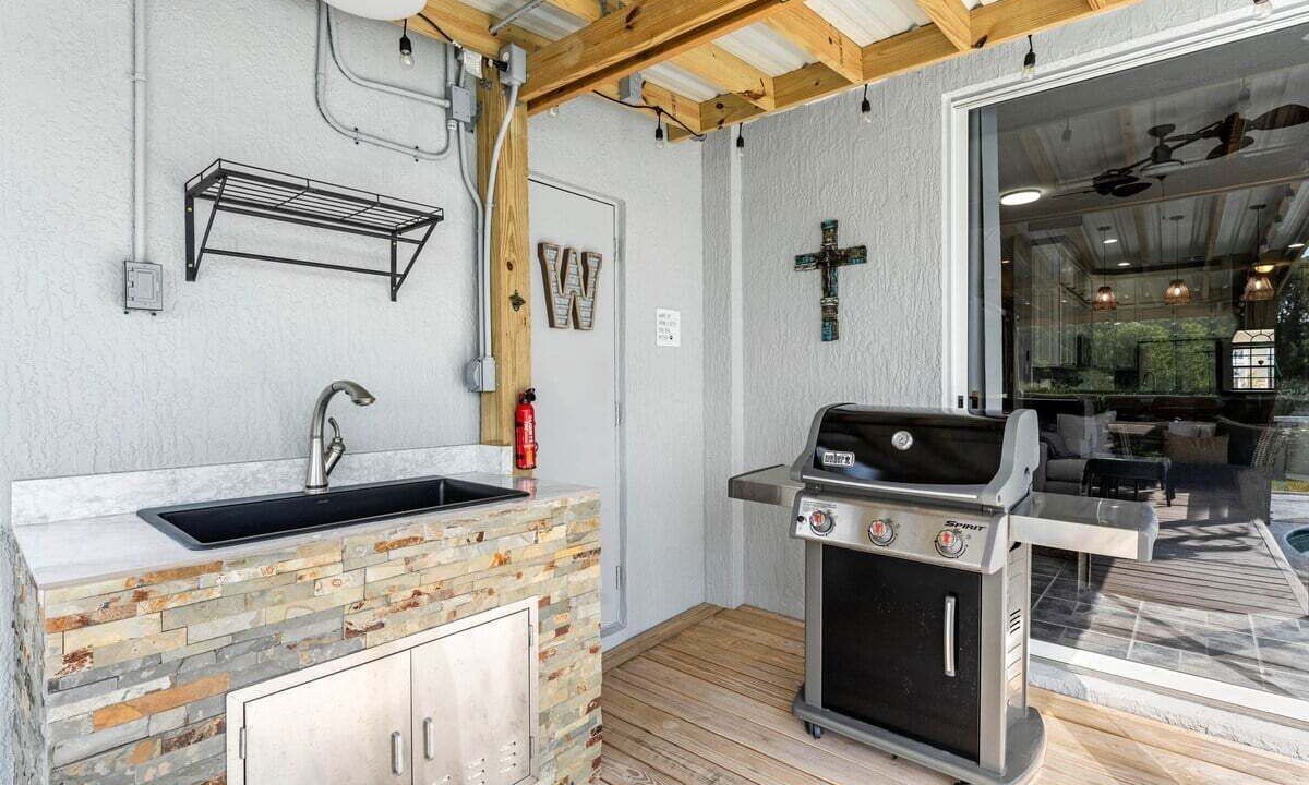 Photo of Outdoor in Ridgewood Lakes