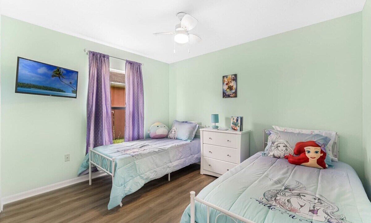 Photo of Bedroom in Sandy Ridge