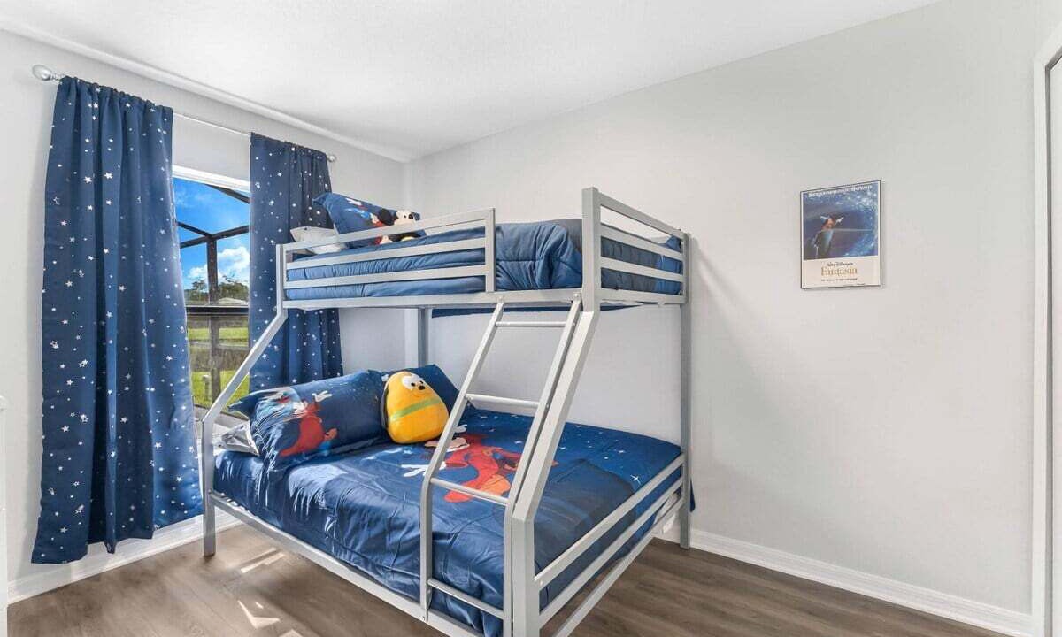 Photo of Bedroom in Sandy Ridge