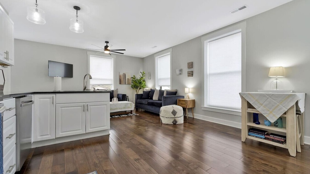 Photo of Livingroom in Dickson