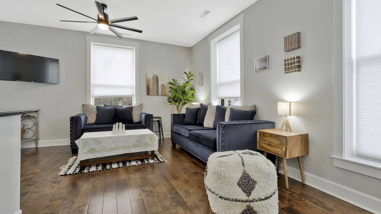 Photo of Livingroom in Dickson