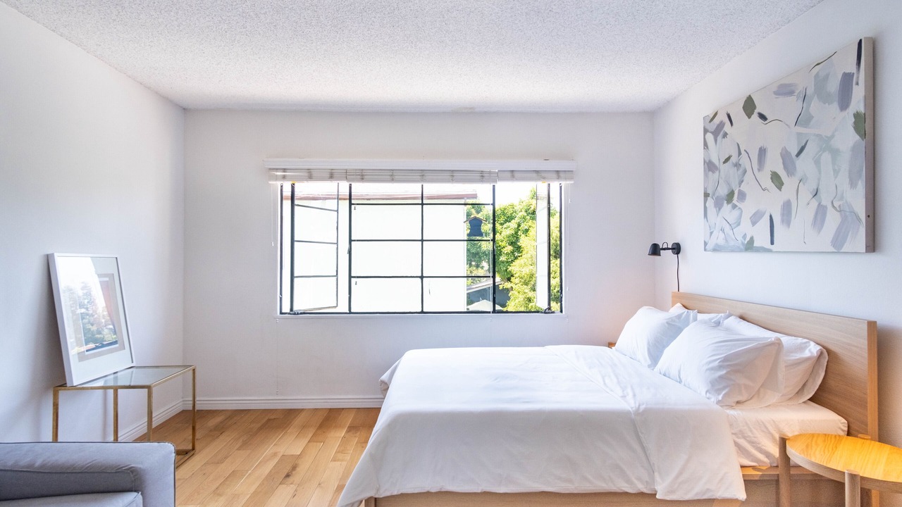 Photo of Bedroom in Historic Filipinotown