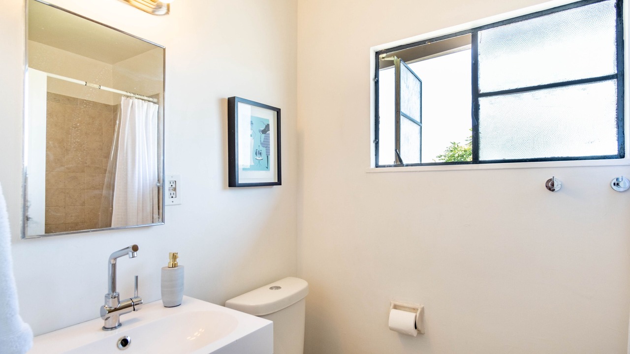 Photo of Bathroom in Historic Filipinotown