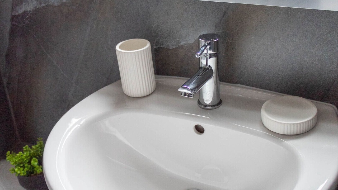 Photo of Bathroom in Airth