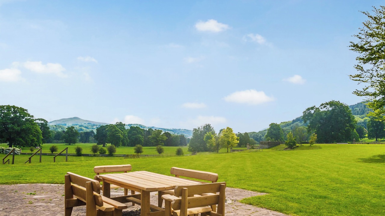 Photo of Bedroom in Crickhowell