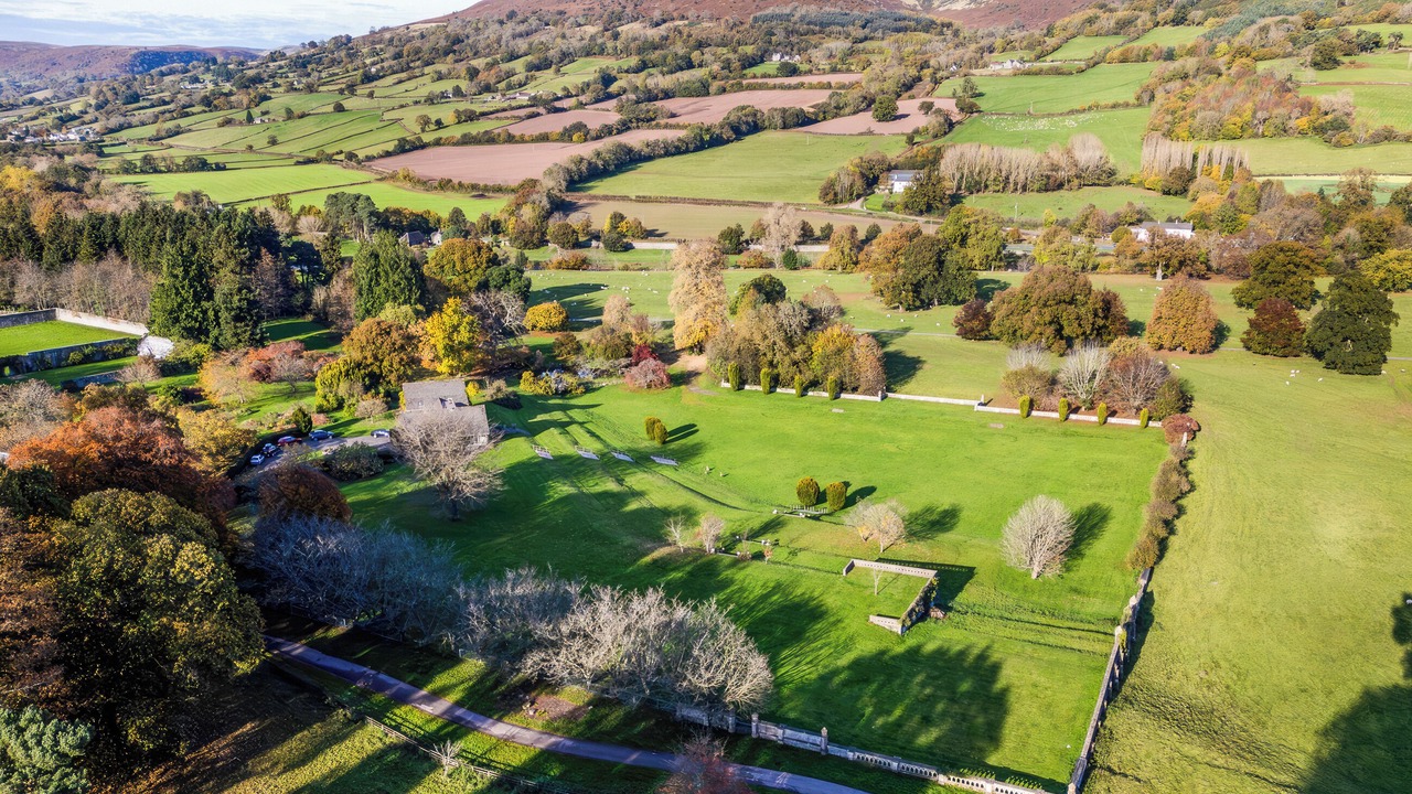 Photo of Outdoor in Crickhowell