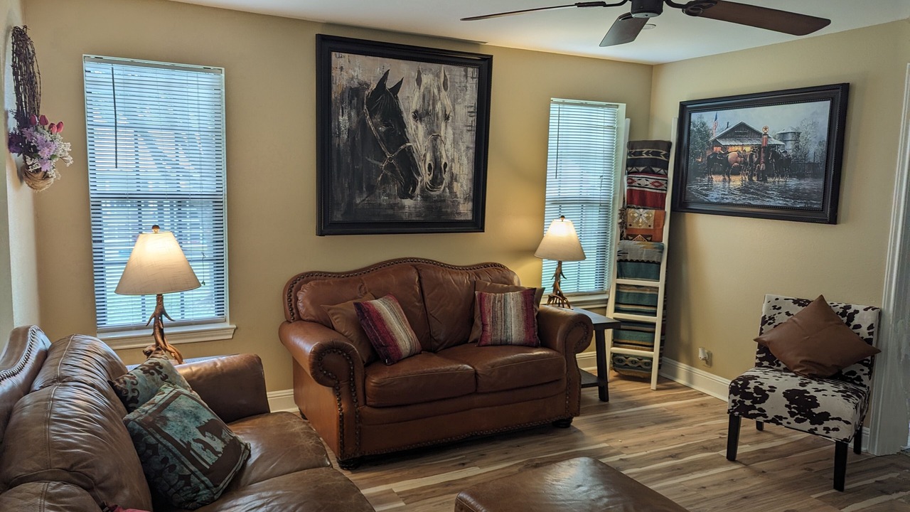 Photo of Livingroom in Anderson County