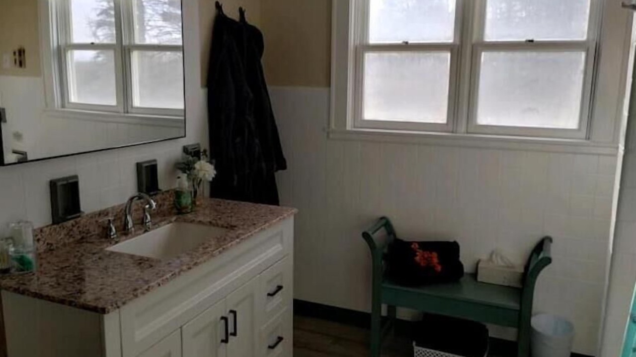 Photo of Bathroom in Town of Concord
