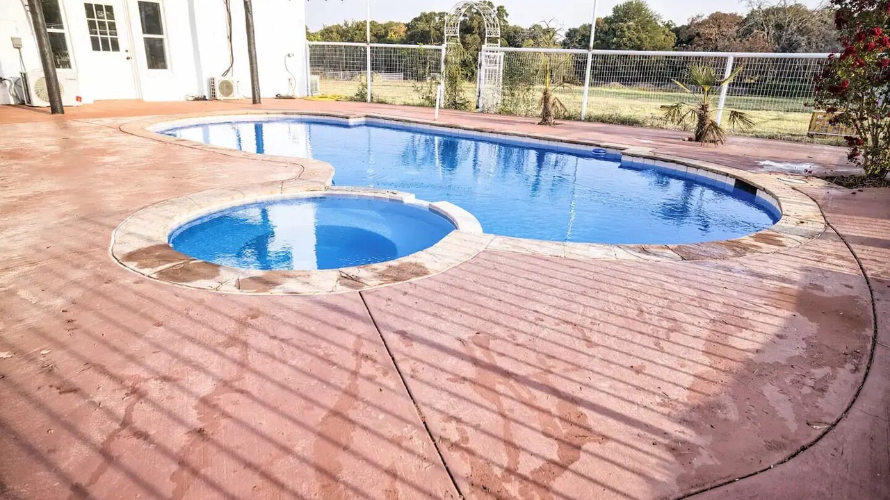 Photo of Outdoor in Era