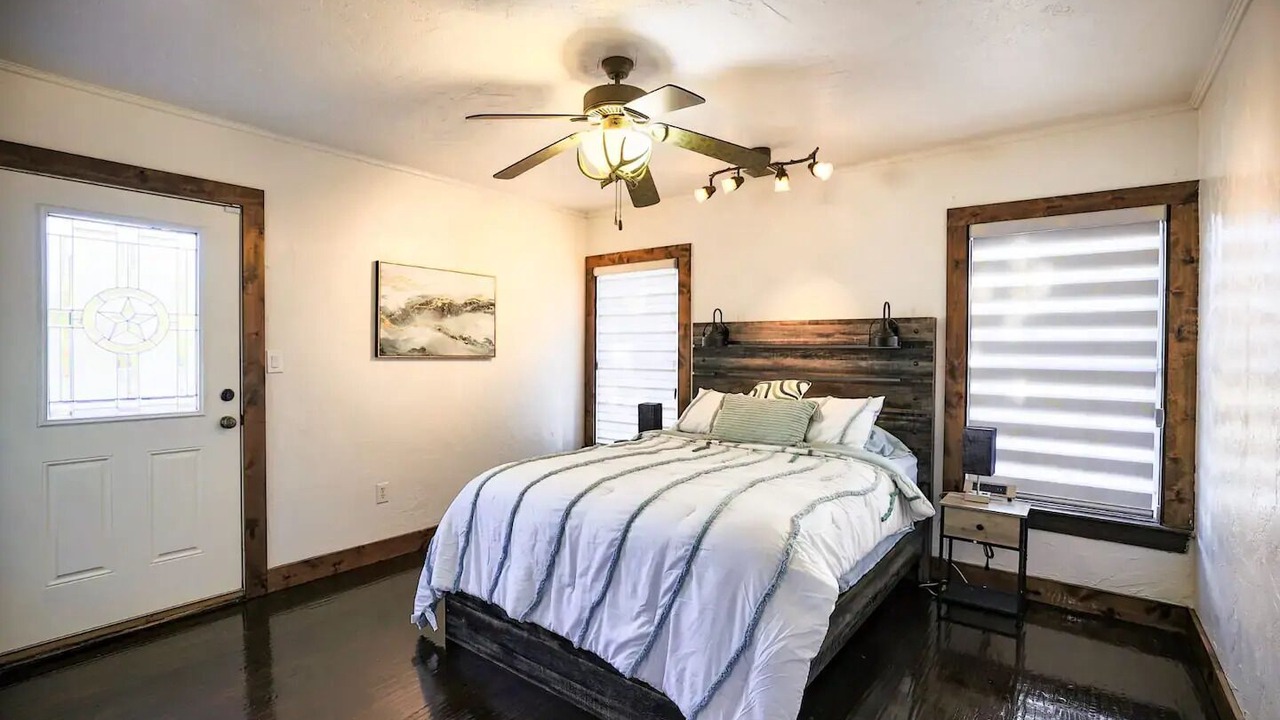 Photo of Bedroom in Era