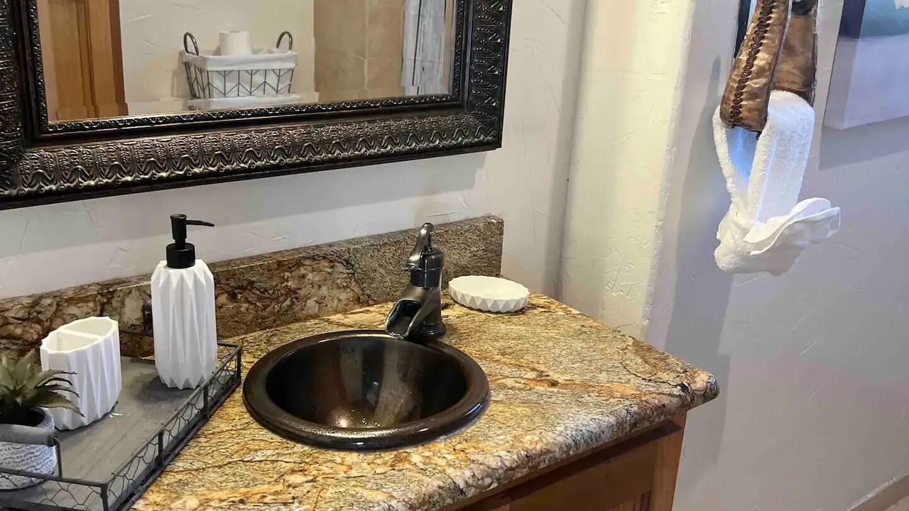 Photo of Bathroom in Era