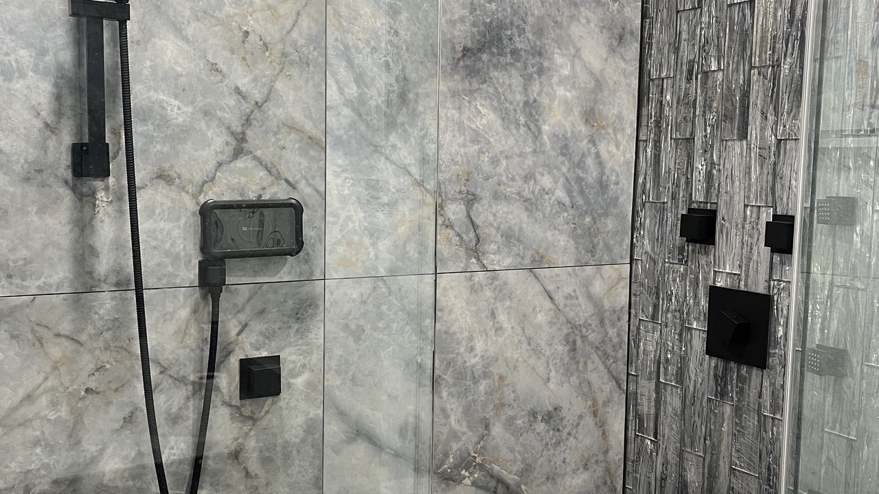 Photo of Bathroom in Miller Beach