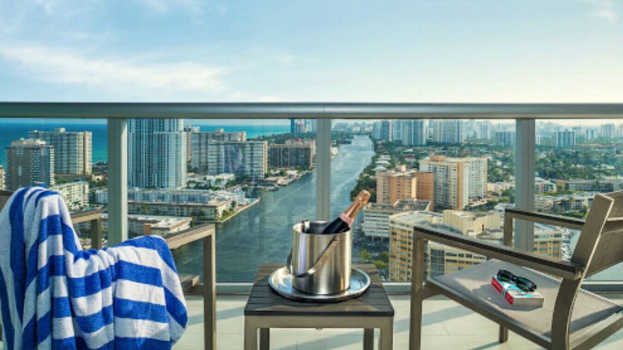 Photo of Outdoor in Hallandale Beach