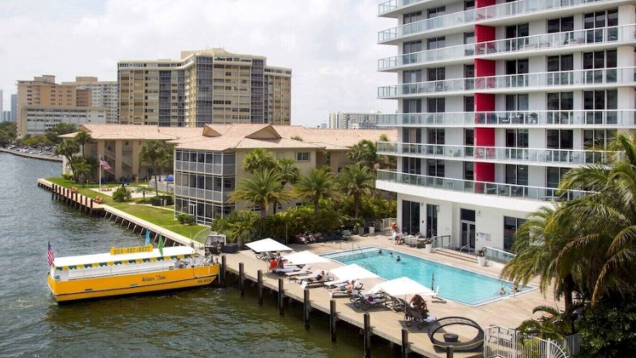 Photo of Outdoor in Hallandale Beach
