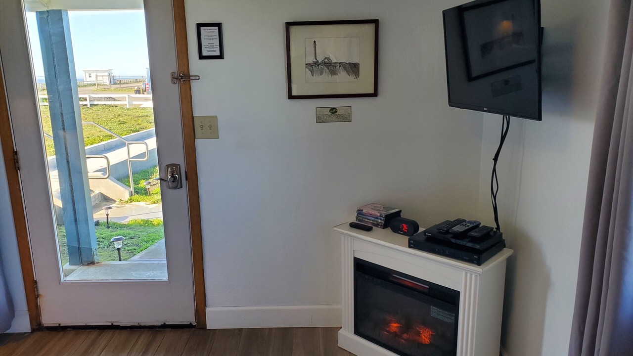 Photo of Bedroom in Point Arena