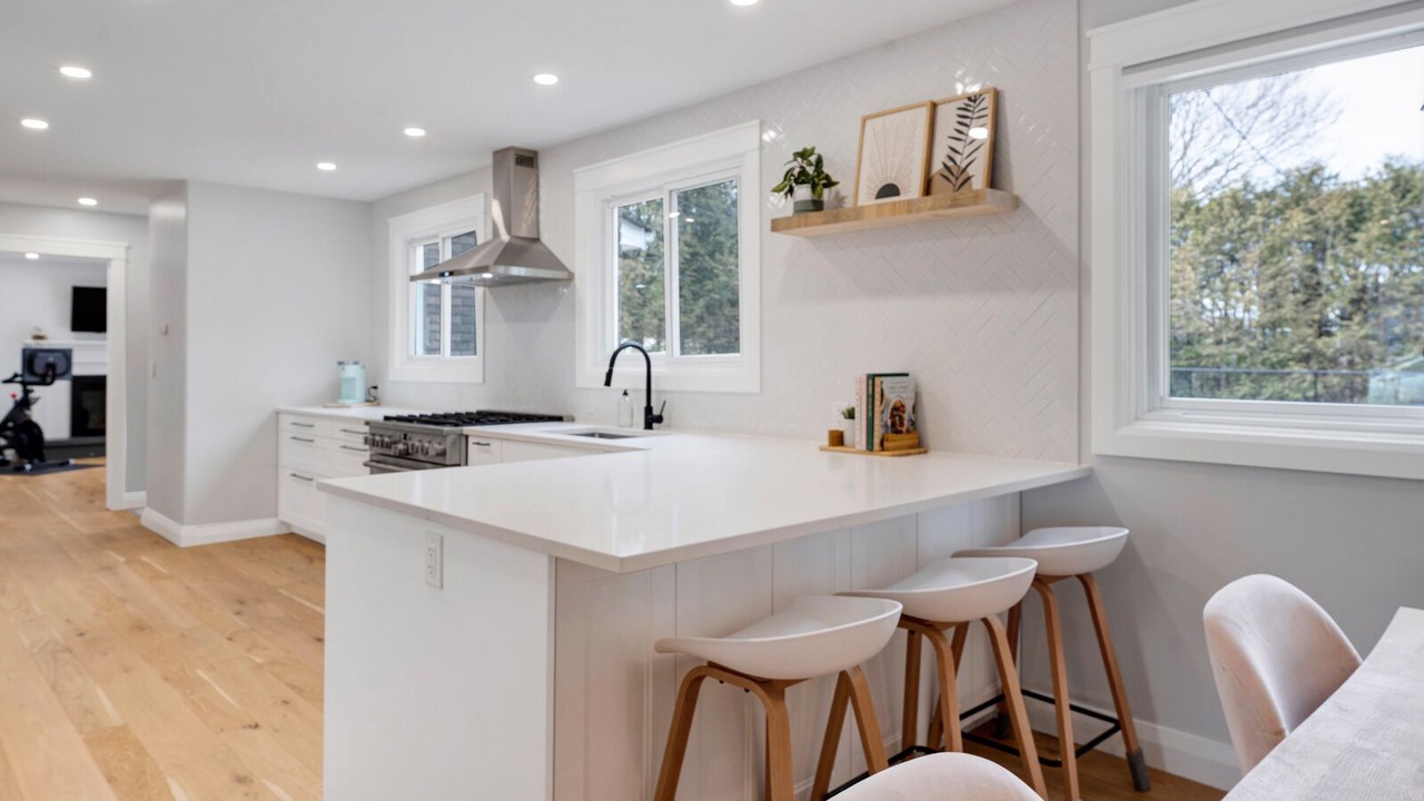 Photo of Kitchen in Amherstview