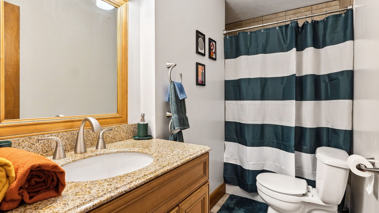 Photo of Bathroom in Ohio City