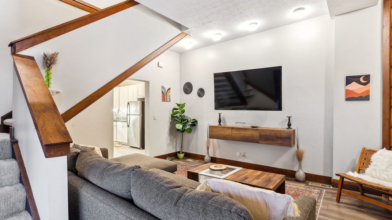 Photo of Livingroom in Ohio City