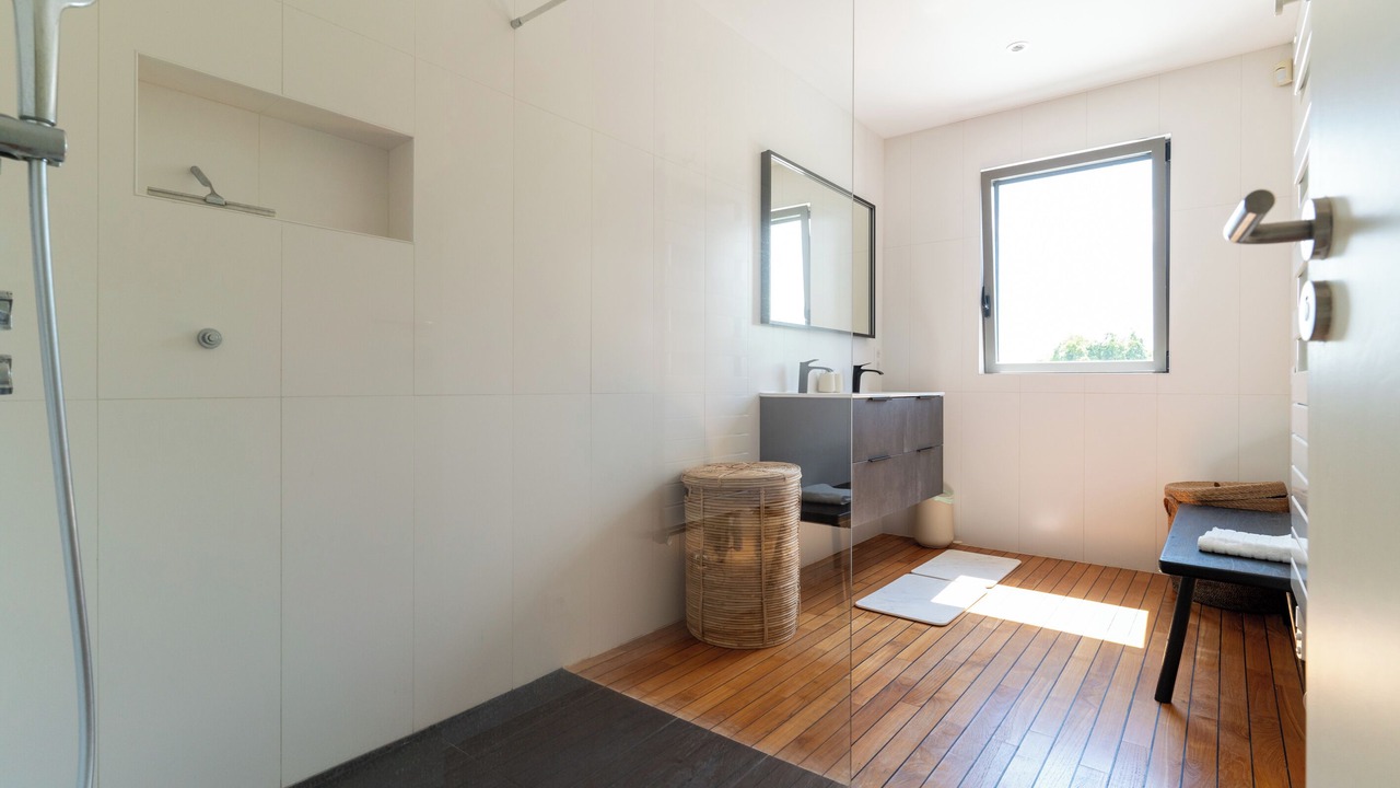 Photo of Bathroom in Vouvray