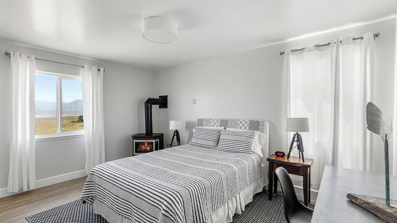 Photo of Bedroom in Point Arena