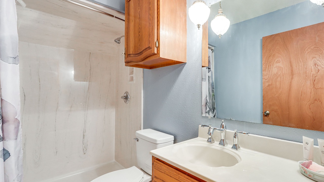 Photo of Bathroom in Treece