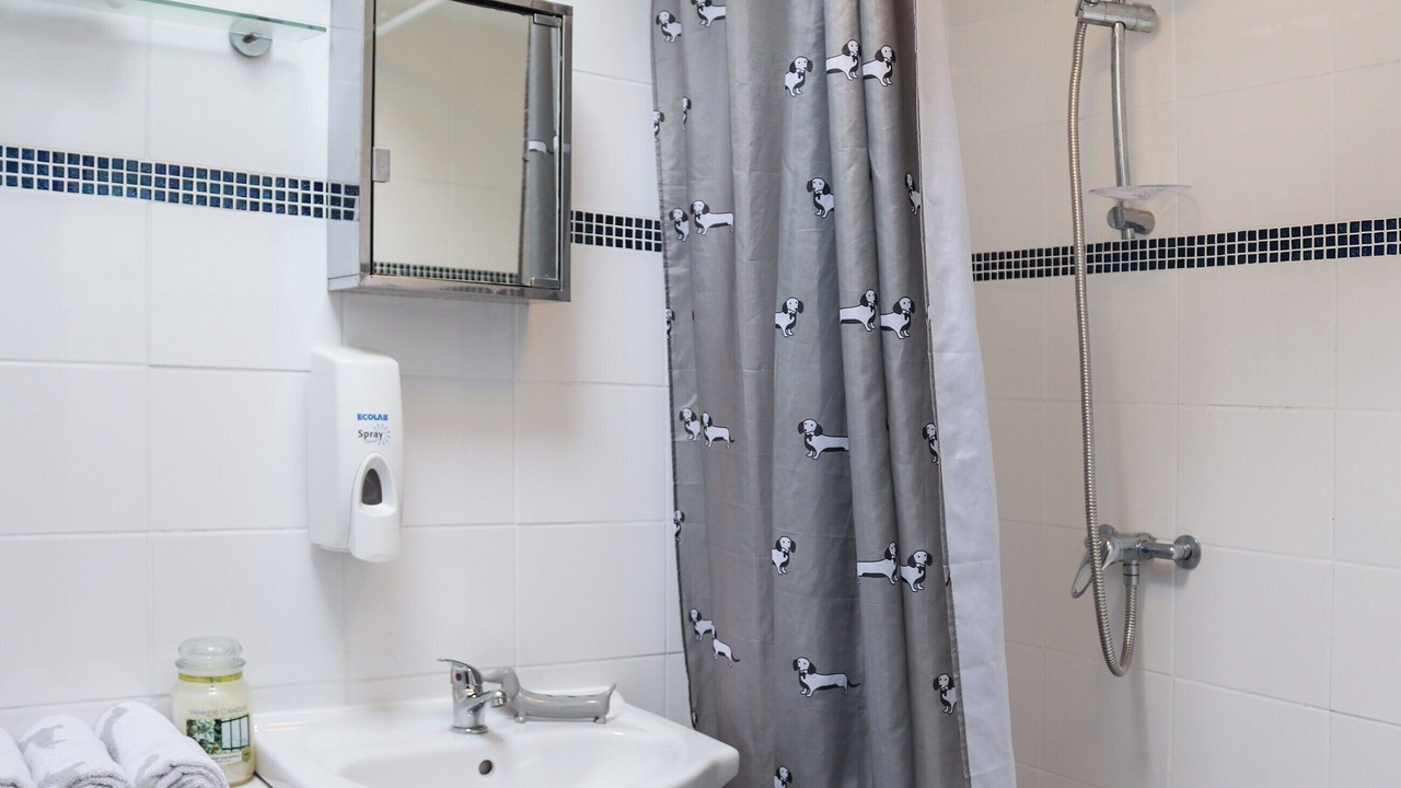 Photo of Bathroom in Amlwch