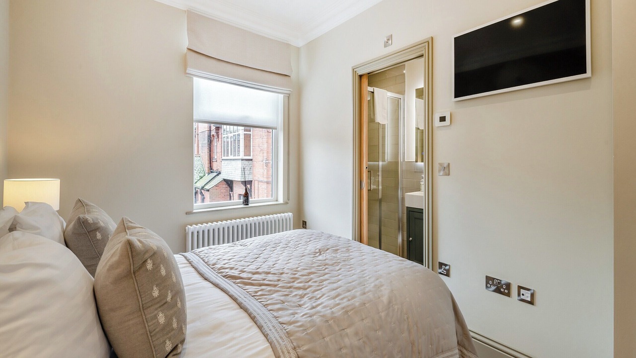 Photo of Others in South Cliff