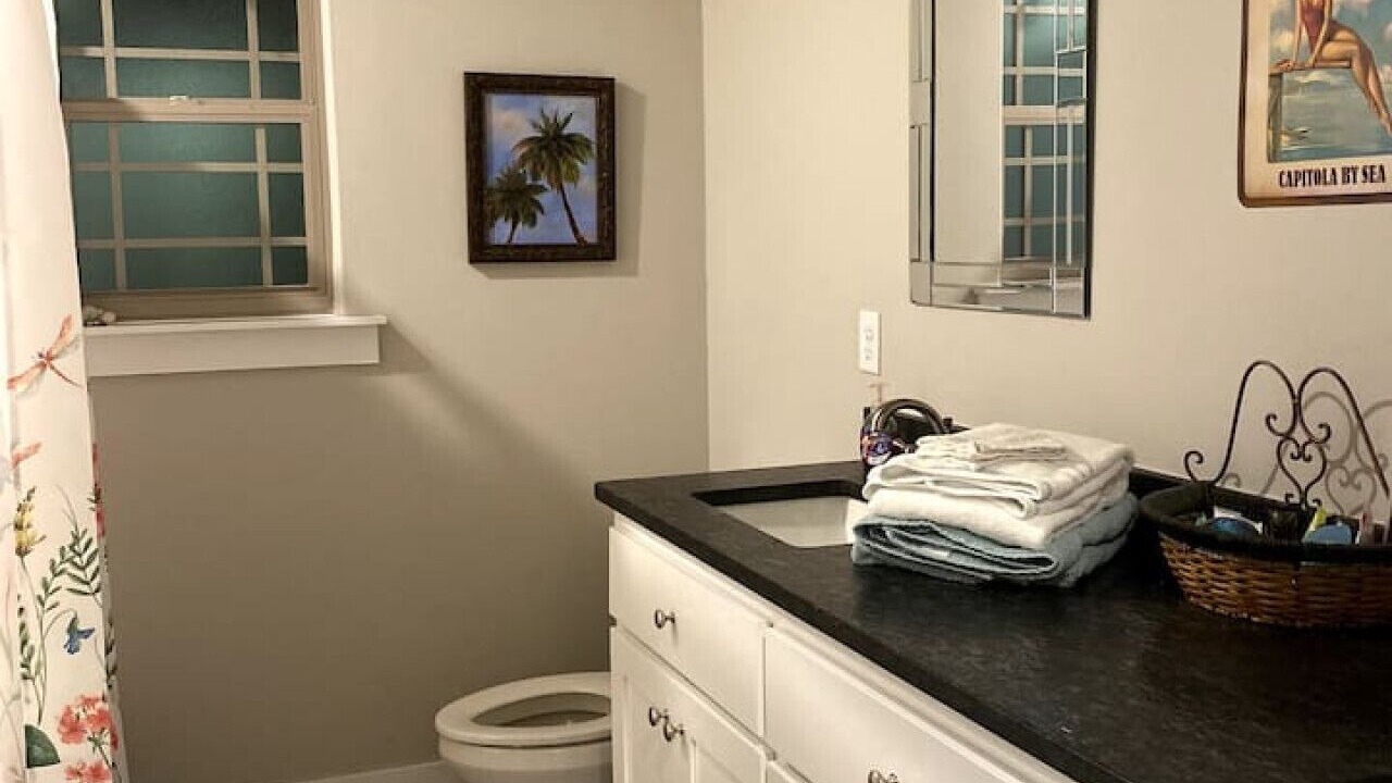 Photo of Bathroom in Maysville
