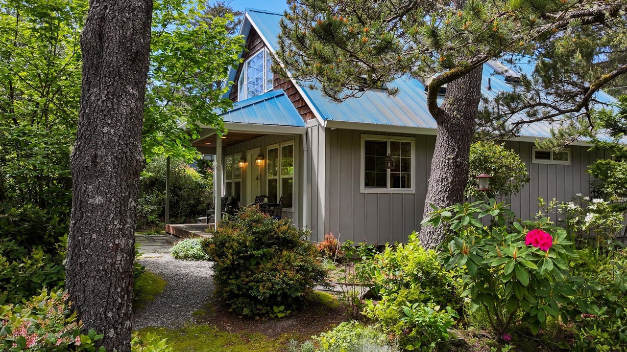 Photo of Outdoor in Manzanita